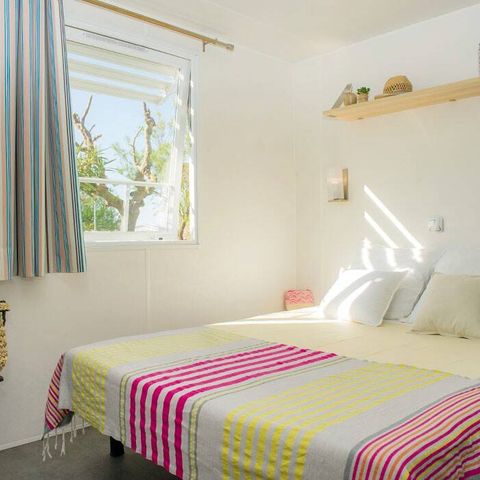 Stacaravan 6 personen - Stacaravan | Klassiek | 2 slaapkamers | 4/6 pers. | Eenpersoons terras | TV