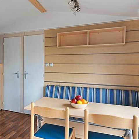 Stacaravan 4 personen - Stacaravan | Klassiek | 2 slaapkamers | 4 pers. | Eenpersoons terras | TV