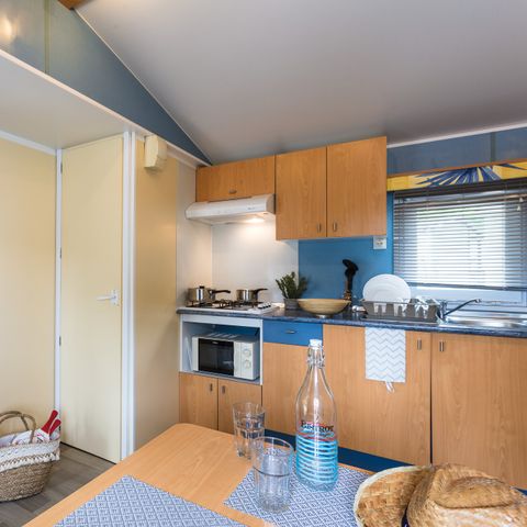 Stacaravan 6 personen - Klassiek | 2 Slaapkamers | 4/6 Pers. | Klein Terras