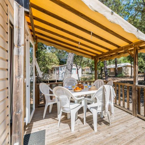 Stacaravan 6 personen - Mobile-home | Klassiek | 3 Slaapkamers | 6 Pers. | Verhoogd terras | 1 Badkamer | Airconditioning.