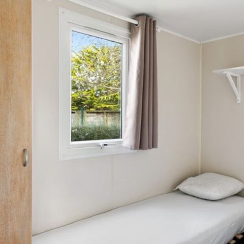Stacaravan 5 personen - Mobile-home | Comfort | 2 slaapkamers | 5 pers | Verhoogd terras | 2 badkamers | Airconditioning | TV