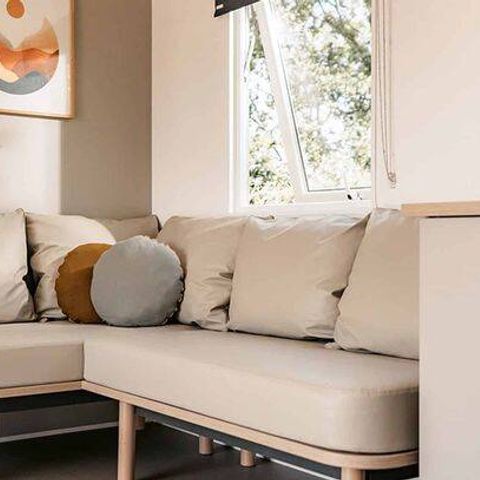 Stacaravan 8 personen - Mobile-home | Comfort | 4 slaapkamers | 8 pers. | Verhoogd terras | 2 badkamers | Airconditioning.