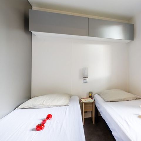 Stacaravan 4 personen - Klassiek | 2 slaapkamers | 4 pers. | Eenpersoons terras