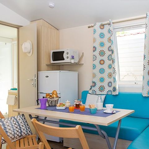 Stacaravan 6 personen - Klassiek XL | 2 slaapkamers | 4/6 pers. | Single terras