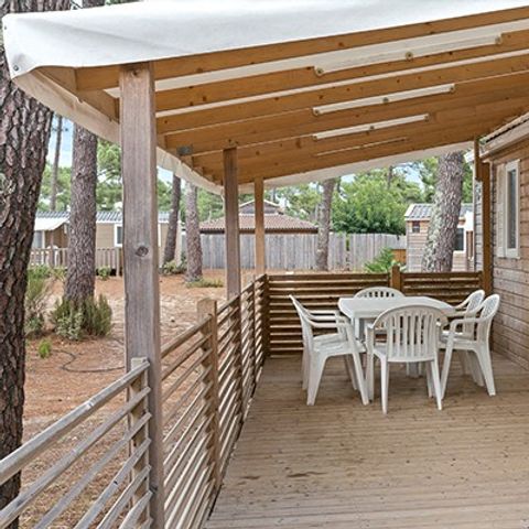 Stacaravan 6 personen - Comfort XL | 3 slaapkamers | 6 pers. | Verhoogd terras