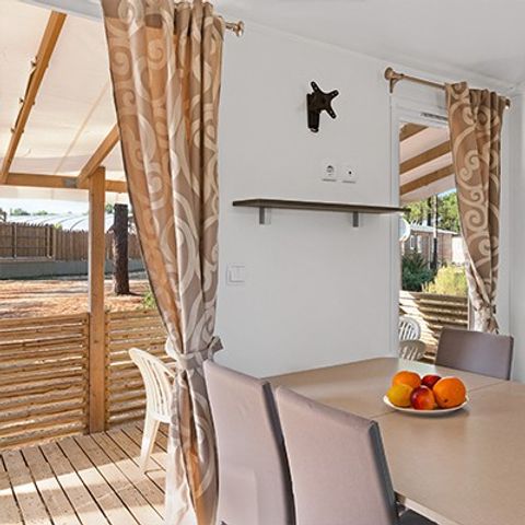 Stacaravan 6 personen - Comfort XL | 3 slaapkamers | 6 pers. | Verhoogd terras