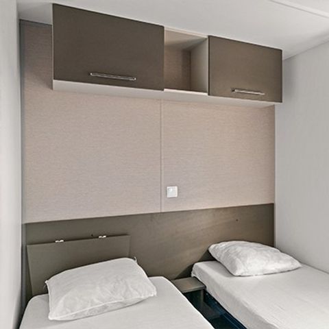 Stacaravan 6 personen - Comfort XL | 3 slaapkamers | 6 pers. | Verhoogd terras