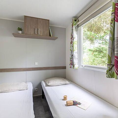 Stacaravan 4 personen - Mobile-home | Comfort | 2 slaapkamers | 4 pers. | Overdekt verhoogd terras | 1 badkamer |