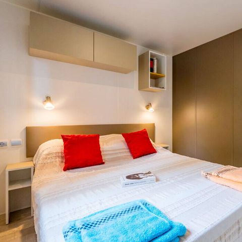 Stacaravan 6 personen - Mobile-home | Premium | 3 slaapkamers | 6 personen | Verhoogd terras | 1 badkamer | Airconditioning |