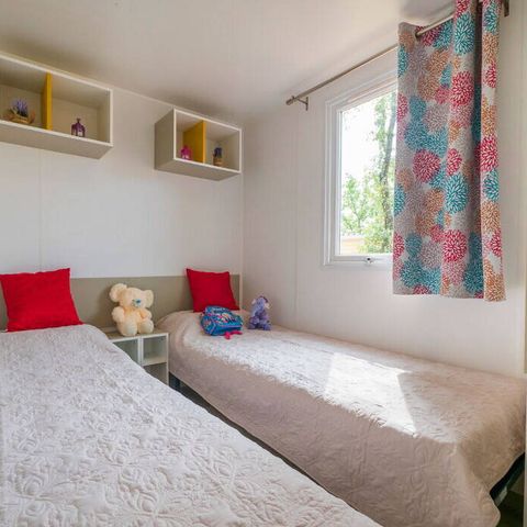 Stacaravan 6 personen - Mobile-home | Premium | 3 slaapkamers | 6 personen | Verhoogd terras | 1 badkamer | Airconditioning |