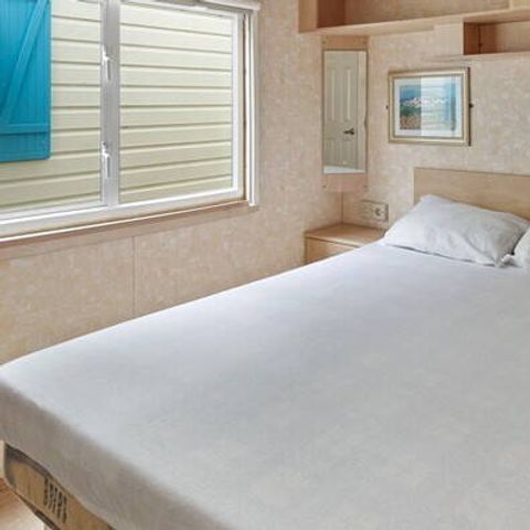 Stacaravan 6 personen - Stacaravan | Classic | 3 slaapkamers | 6 pers. | Terras met verhoogd dak, niet overdekt | Airconditioning.