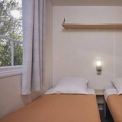 Stacaravan 6 personen - Mobile-home | Premium | 3 slaapkamers | 6 pers. | Verhoogd terras | Airconditioning.