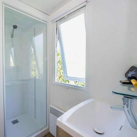 Stacaravan 4 personen - Classic XL | 2 Slaapkamers | 4 Pers. | Terras, verhoogd, niet overdekt