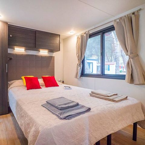 Stacaravan 6 personen - Stacaravan | Premium | 3 Slaapkamers | 6 Pers | Verhoogd terras | Airconditioning | TV