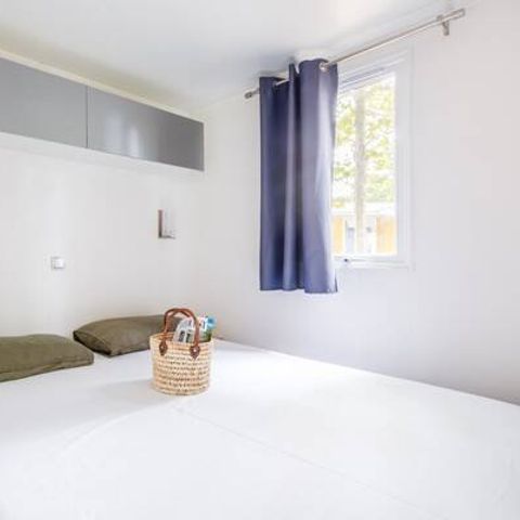 Stacaravan 4 personen - Mobile-home | Comfort | 2 Slaapkamers | 4 Pers. | Verhoogd terras | 1 Badkamer | TV