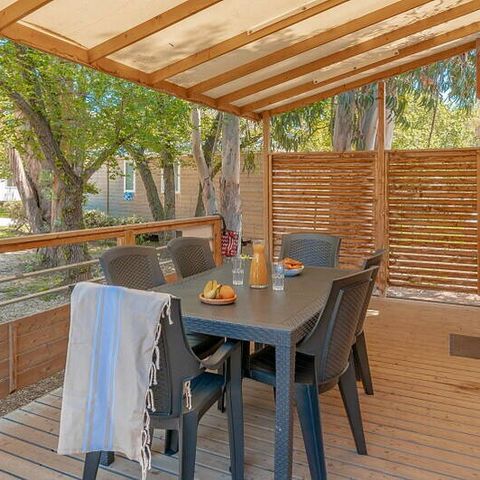Stacaravan 6 personen - Premium | 3 slaapkamers | 6 pers. | Verhoogd terras