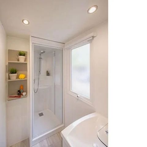 Stacaravan 5 personen - Mobile-home | Comfort | 2 Slaapkamers | 5 Pers. | Verhoogd terras | Airconditioning