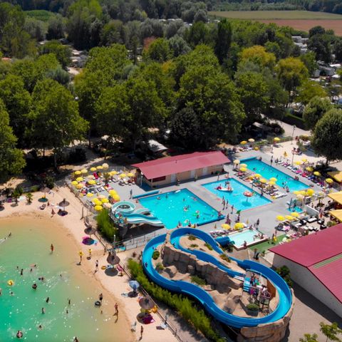 Camping Le Château de Galaure - Drôme - Afbeelding N°2