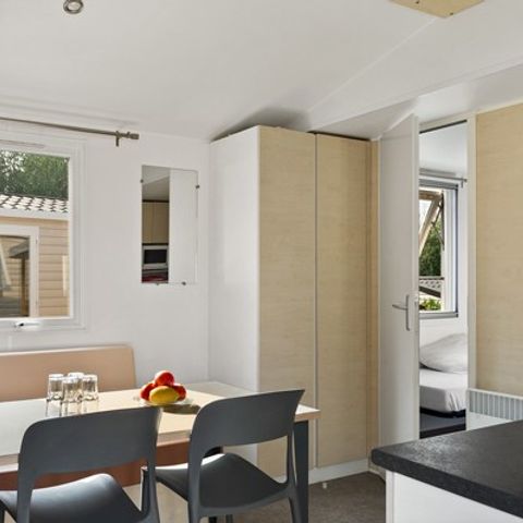 Stacaravan 4 personen - Comfort | 2 Slaapkamers | 4 Pers | Verhoogd terras | Airconditioning