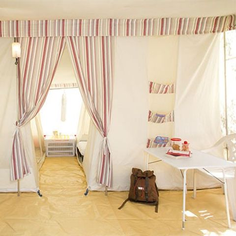 Glampingtent 5 personen - 2 slaapkamers | 4/5 personen | Zonder badkamer