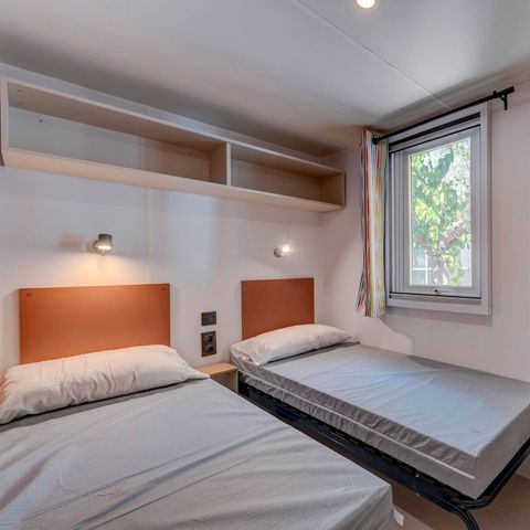 Stacaravan 6 personen - Mobile-home | Comfort | 2 slaapkamers | 4/6 pers. | Verhoogd terras | Airconditioning | TV