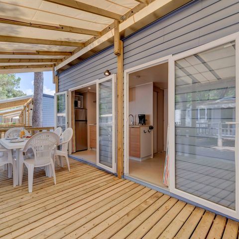 Stacaravan 6 personen - Mobile-home | Comfort | 2 slaapkamers | 4/6 pers. | Verhoogd terras | Airconditioning | TV