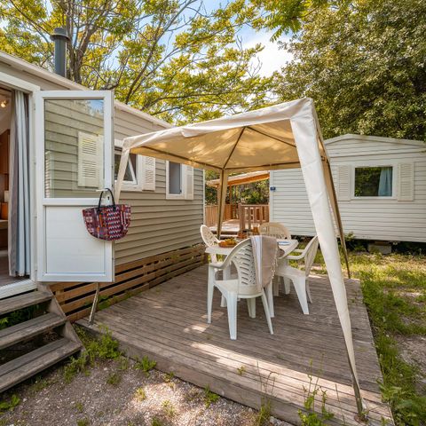 Stacaravan 4 personen - Classic | 2 slaapkamers | 4 pers. | Single terras | Air-con.