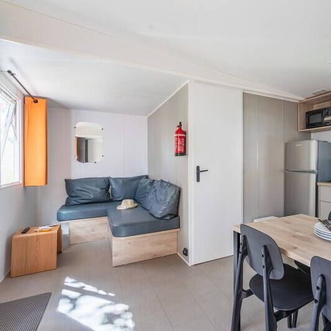 Stacaravan 6 personen - Comfort | 3 slaapkamers | 6 pers | Terras Lounge | Airconditioning | TV