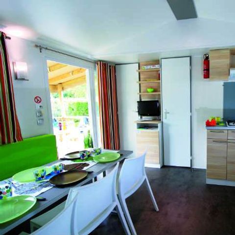 Stacaravan 6 personen - 3 slaapkamers met TV