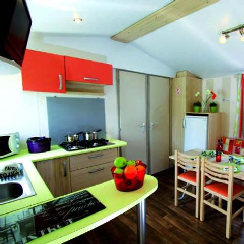 Stacaravan 6 personen - 2 slaapkamers met TV