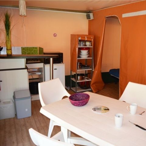 Glampingtent 5 personen - Kiwi 2 kamer 25m² - geen sanitair