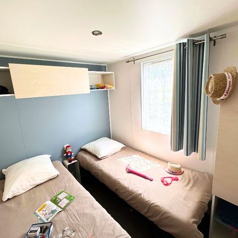 Stacaravan 5 personen - Select TV Clim Plancha - 2 Slaapkamers - 4 volwassenen + 1 kind -10 jaar