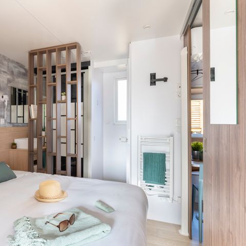 Stacaravan 4 personen - EXCLUSIEVE stacaravan - 2 slaapkamers - 2 badkamers met douche - SPA