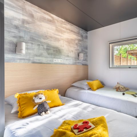 Stacaravan 4 personen - EXCLUSIEVE stacaravan - 2 slaapkamers - 2 badkamers met douche - SPA