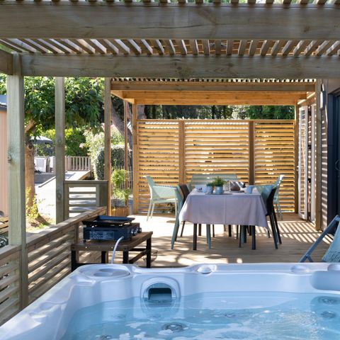 Stacaravan 6 personen - EXCLUSIEF - 3 slaapkamers - 3 doucheruimtes - Stam - SPA