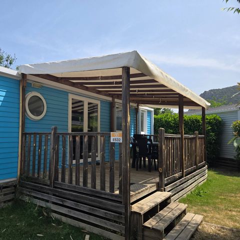 Stacaravan 6 personen - Premium | 3 slaapkamers | 6 pers | Verhoogd terras | Airconditioning | TV