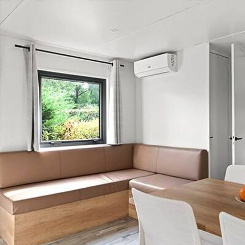 Stacaravan 4 personen - Ultimate | 2 slaapkamers | 4 pers | Verhoogd terras | 2 badkamers | Airconditioning | TV