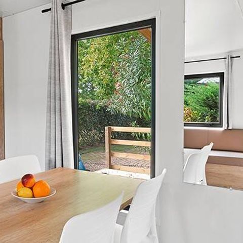 Stacaravan 4 personen - Premium | 2 Slaapkamers | 4 Pers | Verhoogd terras | Airconditioning | TV