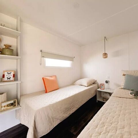 Glampingtent 4 personen - Coco Sweet | 2 Slaapkamers | 4 Pers | Verhoogd terras | Geen badkamer