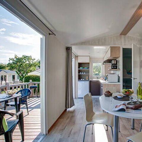 Stacaravan 4 personen - Comfort | 2 Slaapkamers | 4 Pers. | Overdekt verhoogd terras | TV