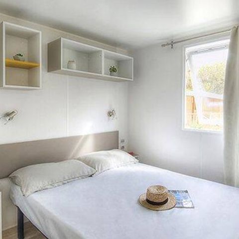 Stacaravan 4 personen - Stacaravan | Comfort | 2 Slaapkamers | 4 Pers | Eenpersoons terras | Airconditioning | TV