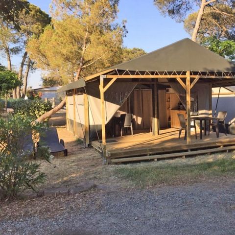 Glampingtent 6 personen - Extra Luxe Lodgetent (LG) - Zonder badkamer