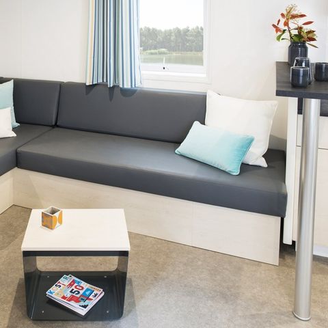 Stacaravan 6 personen - Comfort XL | 3 slaapkamers | 6 pers | Verhoogd terras | Airconditioning
