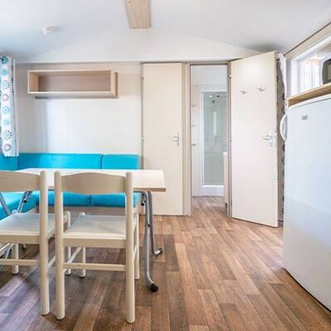 Stacaravan 6 personen - Klassiek | 3 Slaapkamers | 6 Pers. | Verhoogd terras