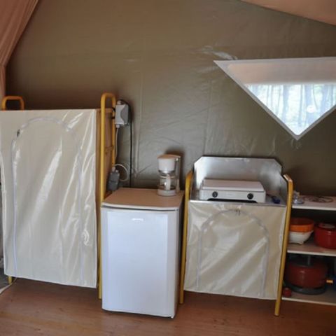 Glampingtent 5 personen - 2-slaapkamer bungalowtent Canada - geen sanitair