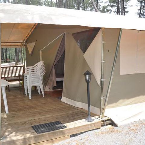 Glampingtent 6 personen - Canada 3 slaapkamers - geen badkamer
