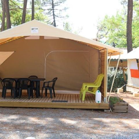 Glampingtent 6 personen - Canada 3 slaapkamers - geen badkamer
