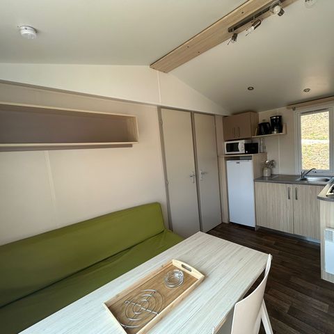 Stacaravan 4 personen - AIRCONDITIONING - TV - BEDLINNENPAKKET - HANDDOEKEN