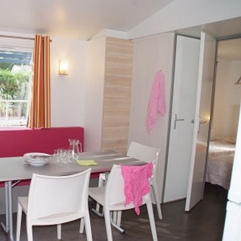 Stacaravan 6 personen - CAP CAMARAT