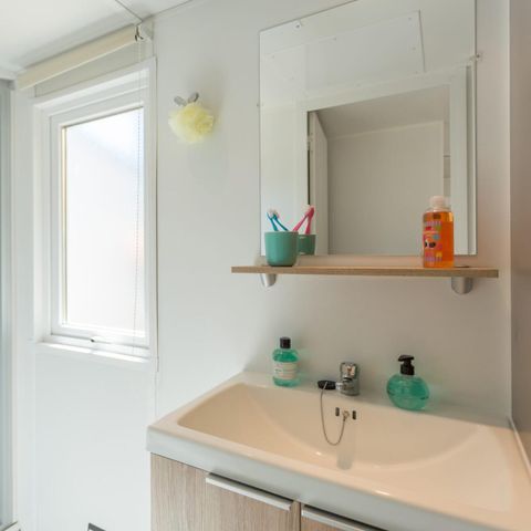 Stacaravan 7 personen - Comfort stacaravan voor 6/7 personen, airconditioning (ca. 32 m²)